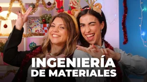 Miniatura del podcast: Clau y Paula celebrando el Especial Navidad de Ingeniería.